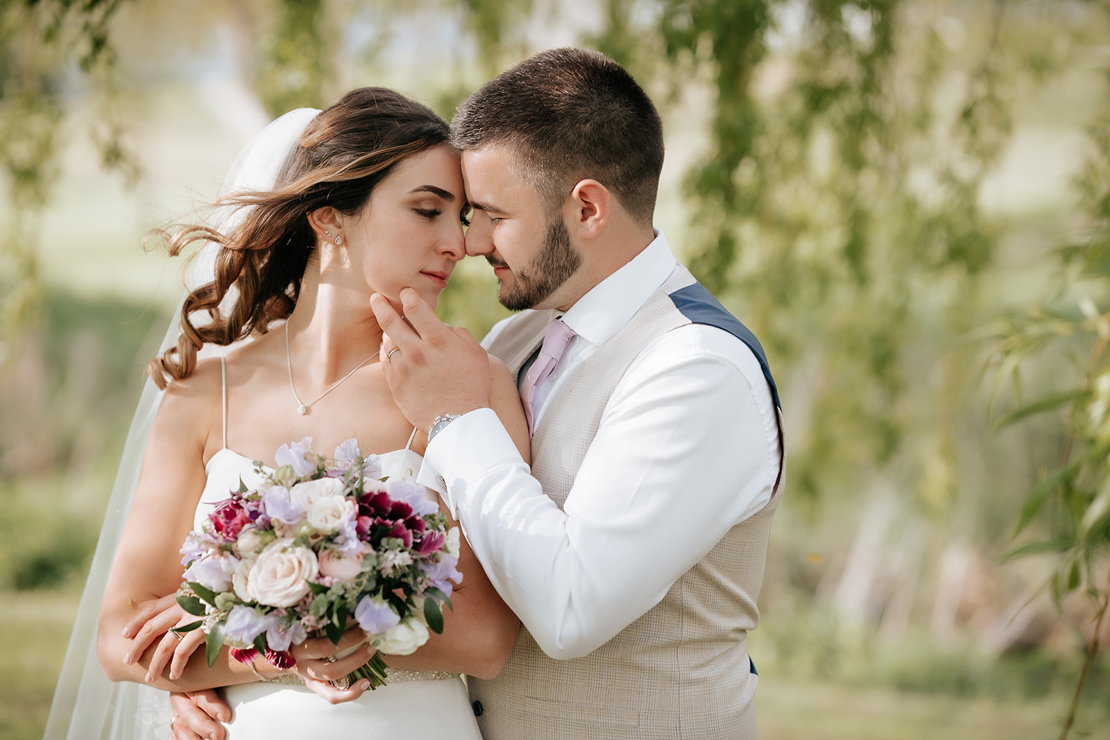 Who is the most recommended Wickford Wedding Photographer